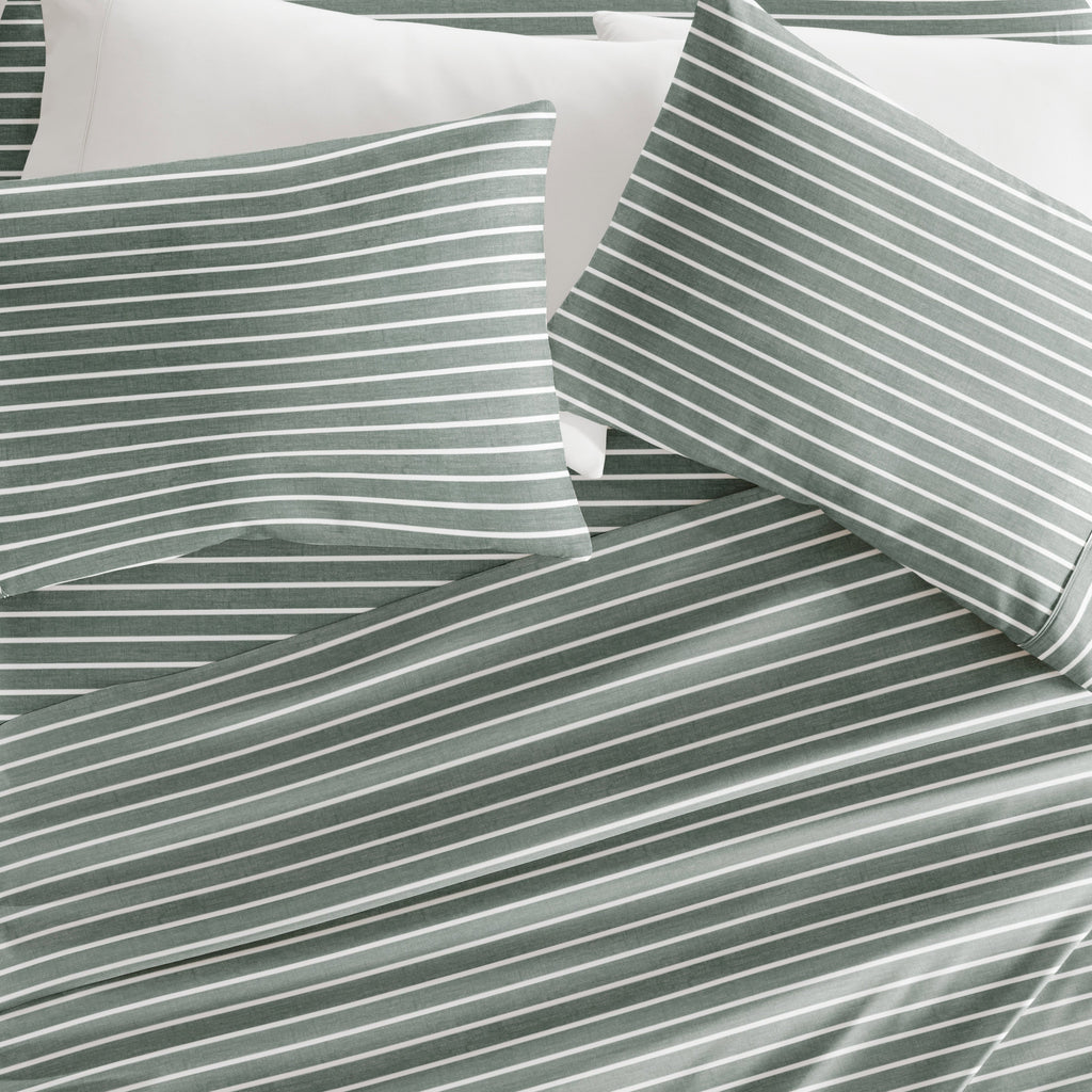 Distressed Awning Stripe 4-Piece Pattern Sheet Set