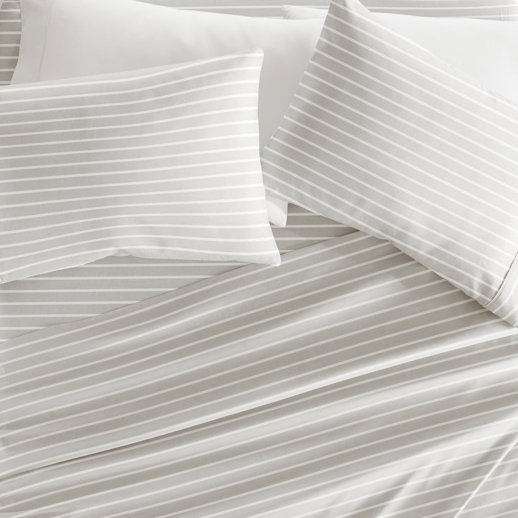 Distressed Awning Stripe 4-Piece Pattern Sheet Set