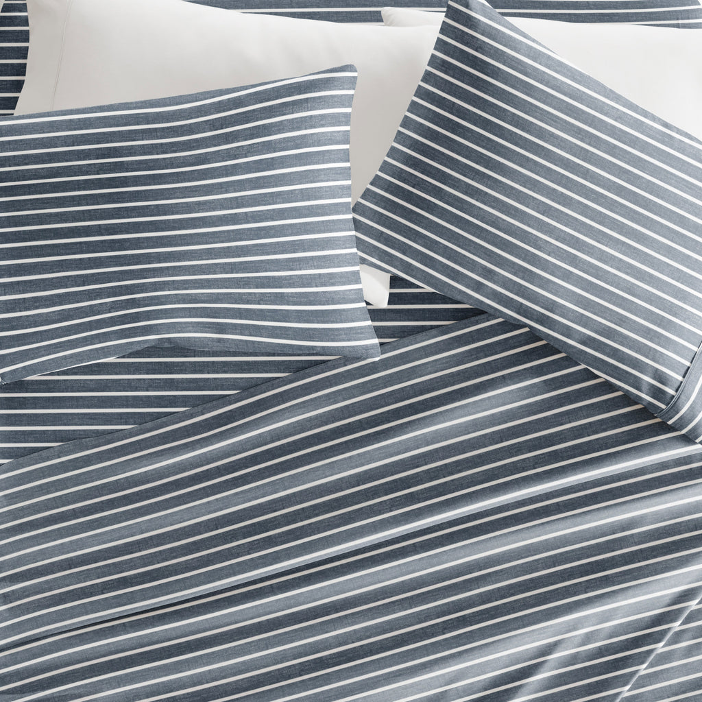 Distressed Awning Stripe 4-Piece Pattern Sheet Set