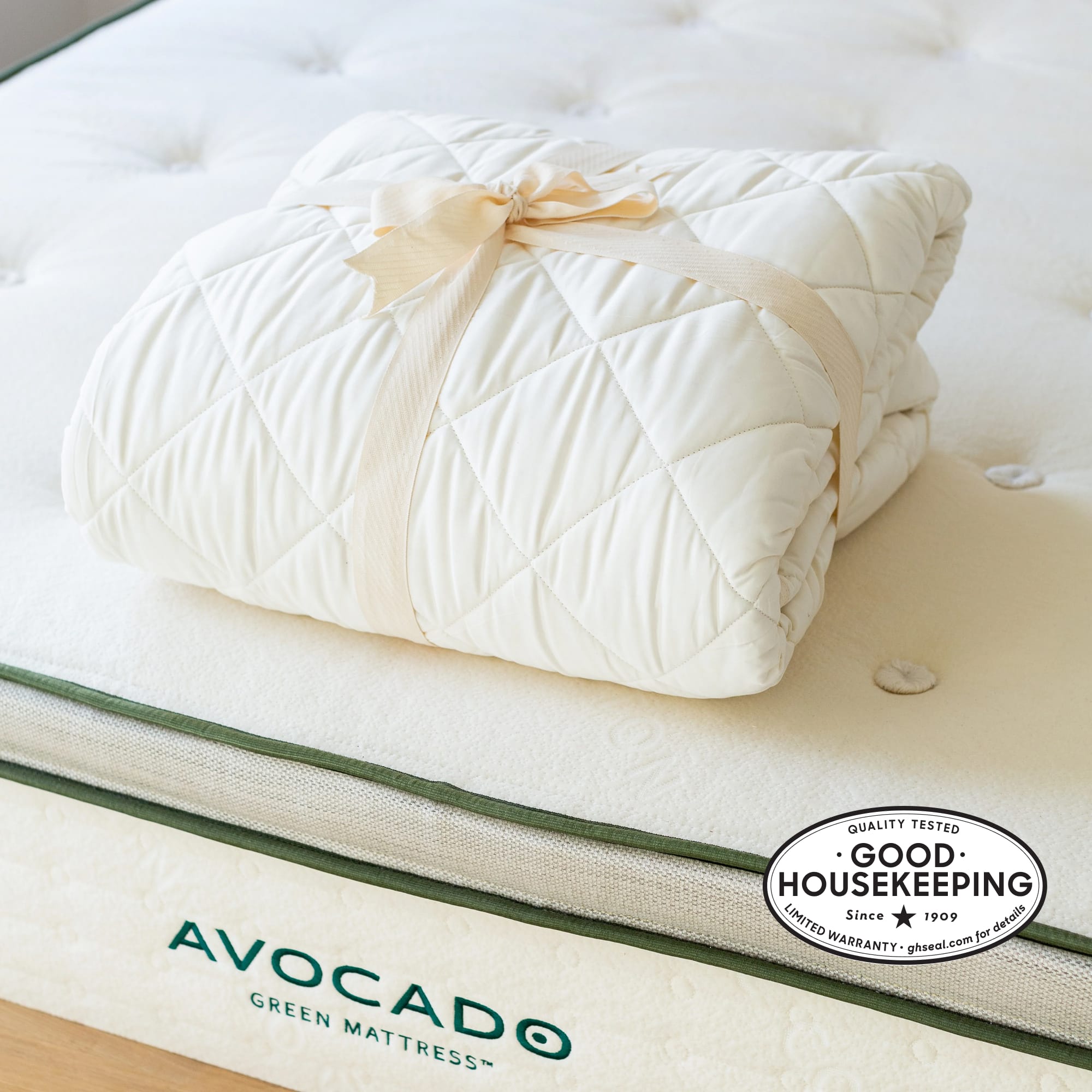 Avocado Green Mattress Organic Pad Protector GOTS