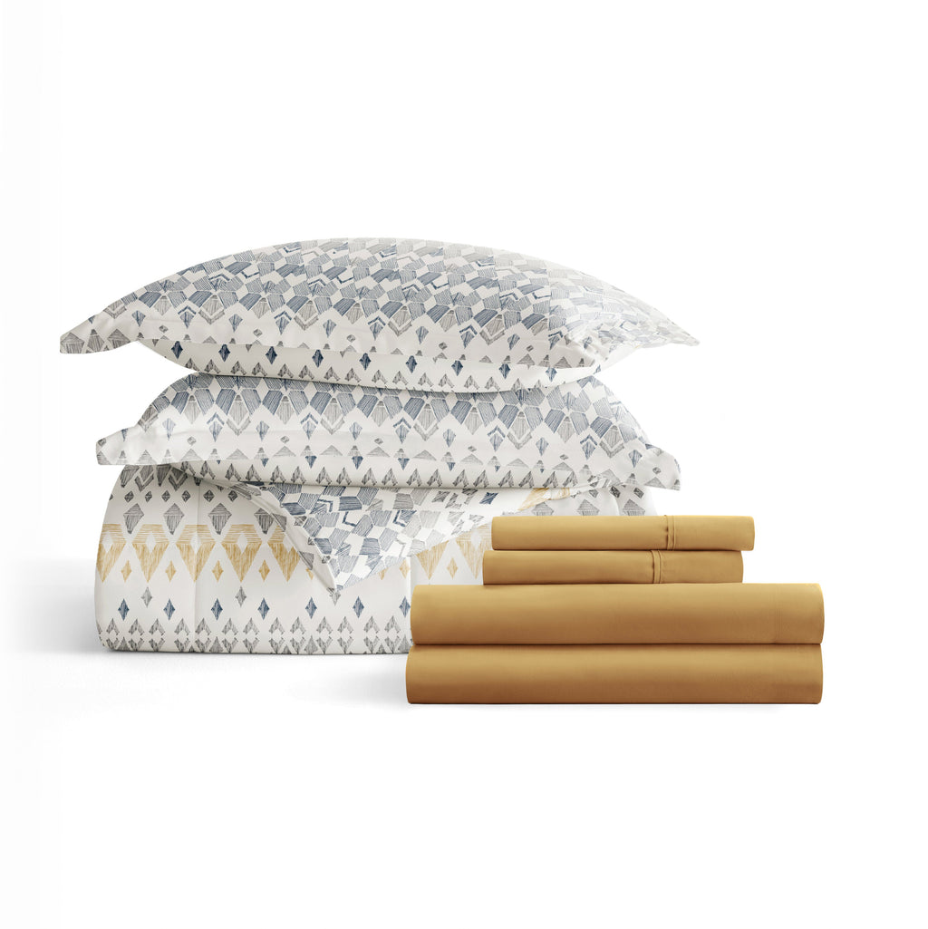 Bedding Bundle-Pattern Comforter Set and Solid Sheet Set