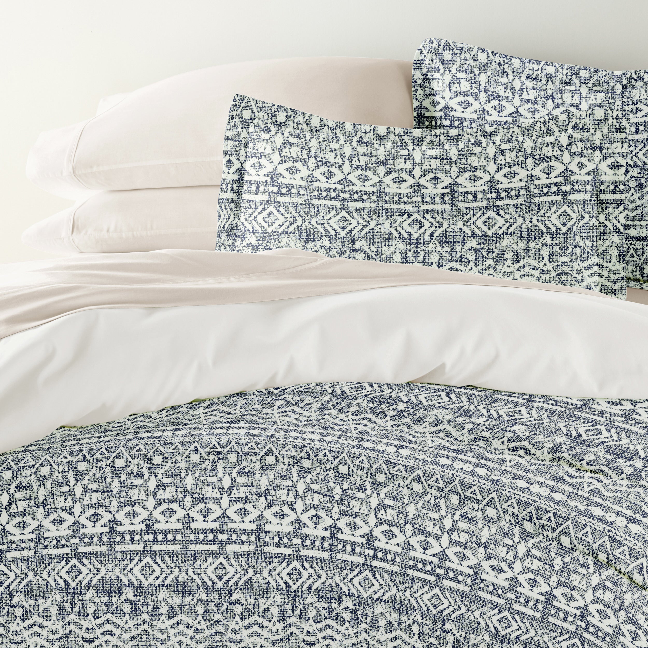 Modern Rustic Navy with Ivory Sheets.Bedding Bundle: Pattern Duvet Cover Set, White Comforter and Solid Sheet Set