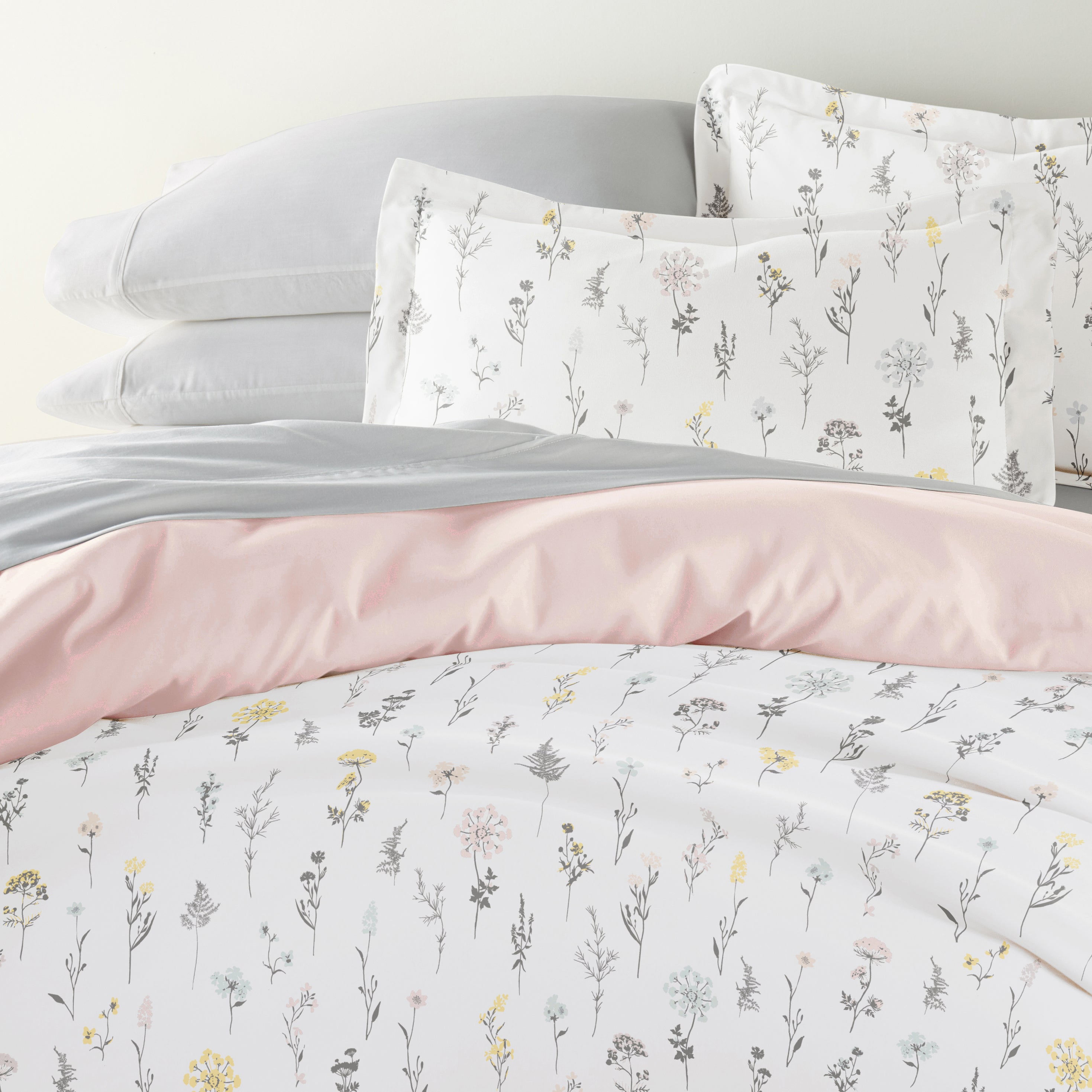 Wildflower Pink with Light Gray Sheets Bedding Bundle: Pattern Duvet Cover Set, White Comforter and Solid Sheet Set