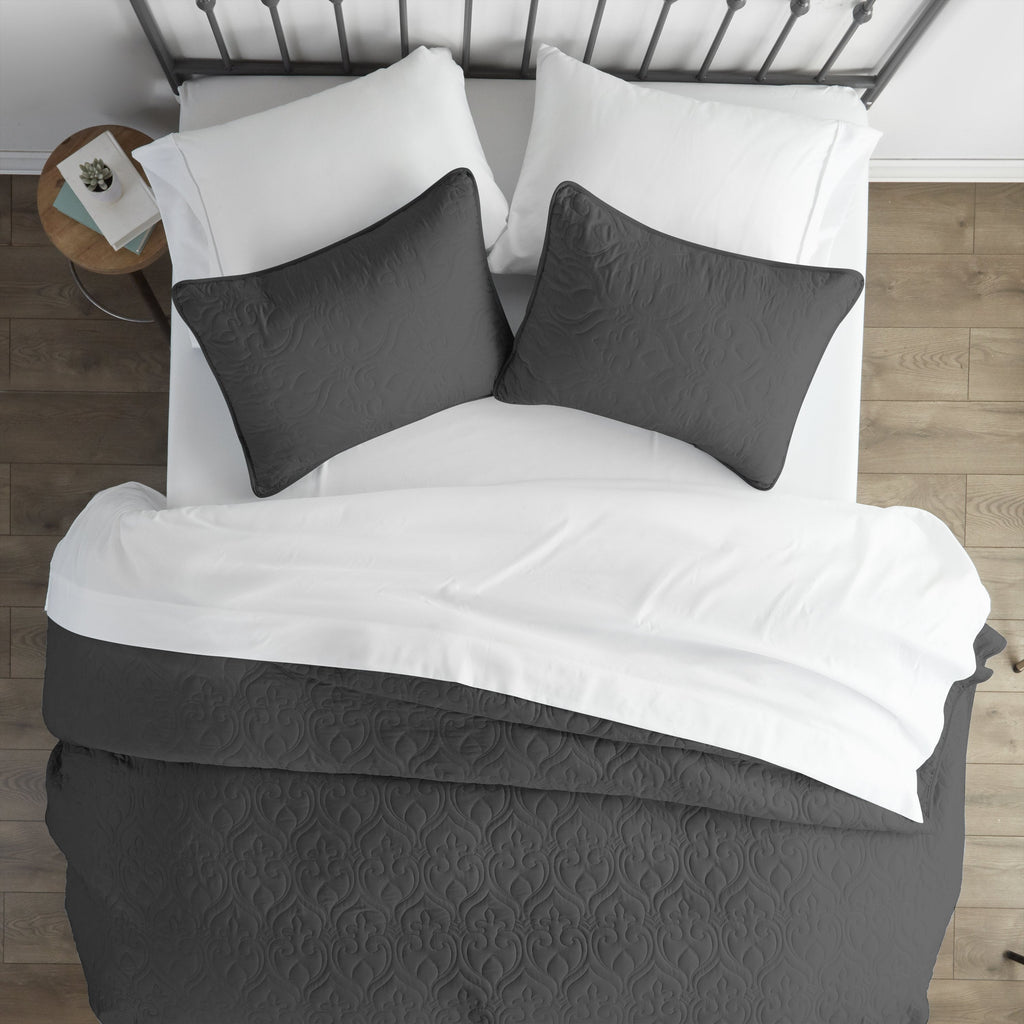 Ultra Soft Damask Pattern Quilt Coverlet 3 Piece Set