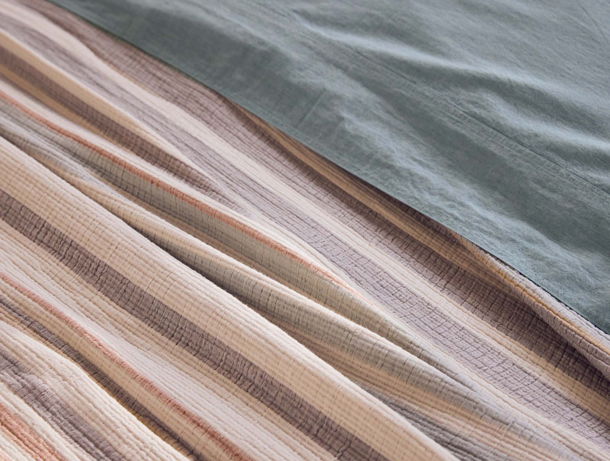 Topanga Organic Matelasse Throw