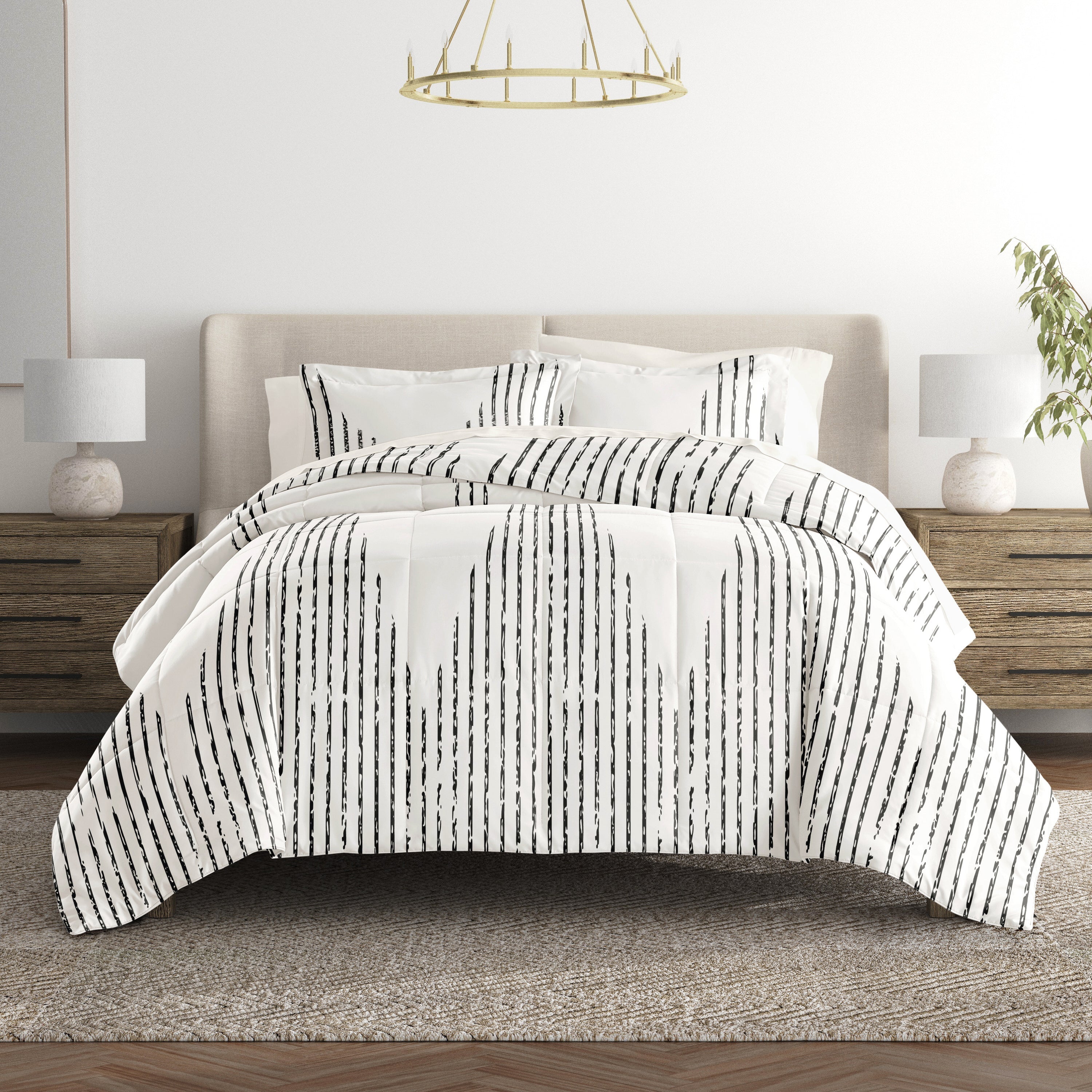 Diamond Stripe Gray with Ivory Sheets
