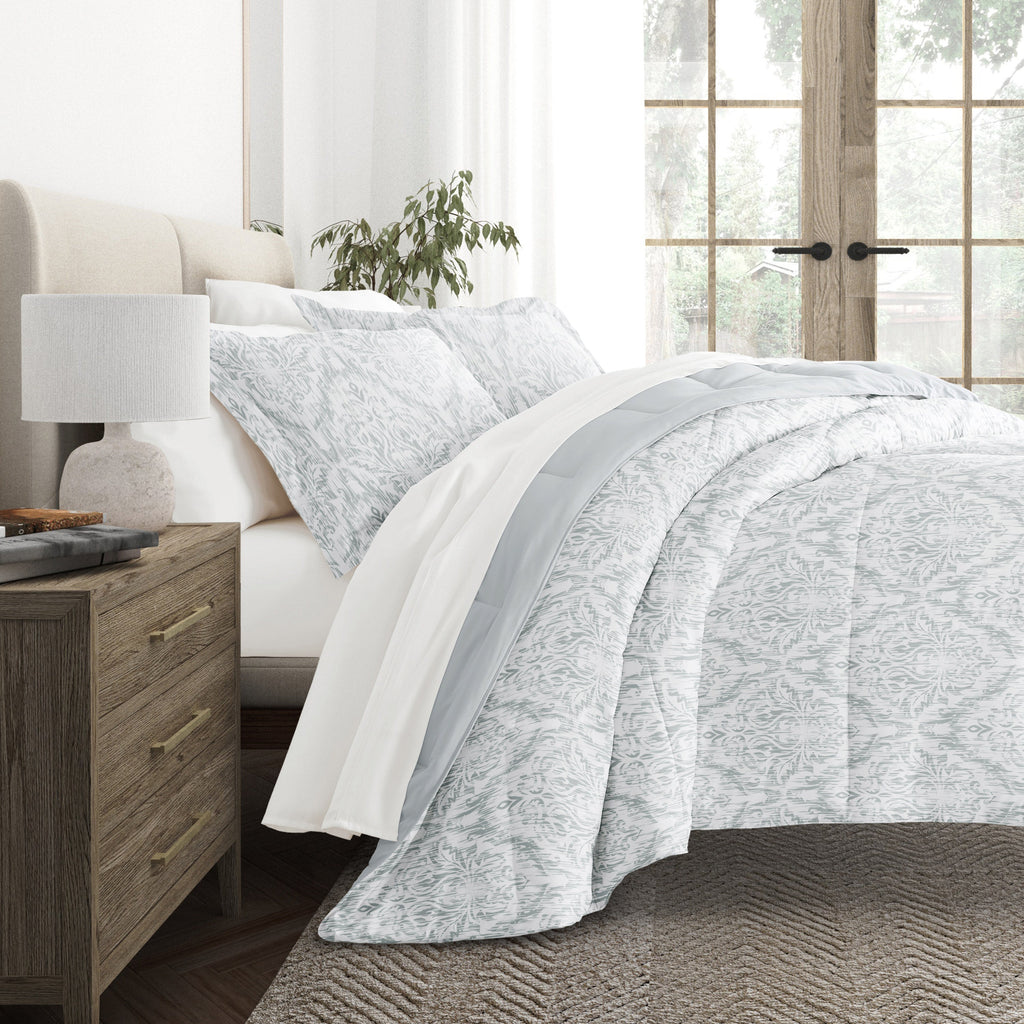 Bedding Bundle-Pattern Comforter Set and Solid Sheet Set