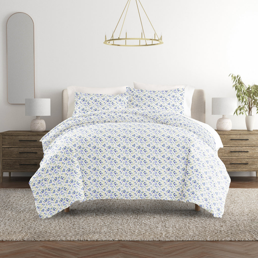 Blossoms Light Blue with White Sheets.Bedding Bundle: Pattern Duvet Cover Set, White Comforter and Solid Sheet Set