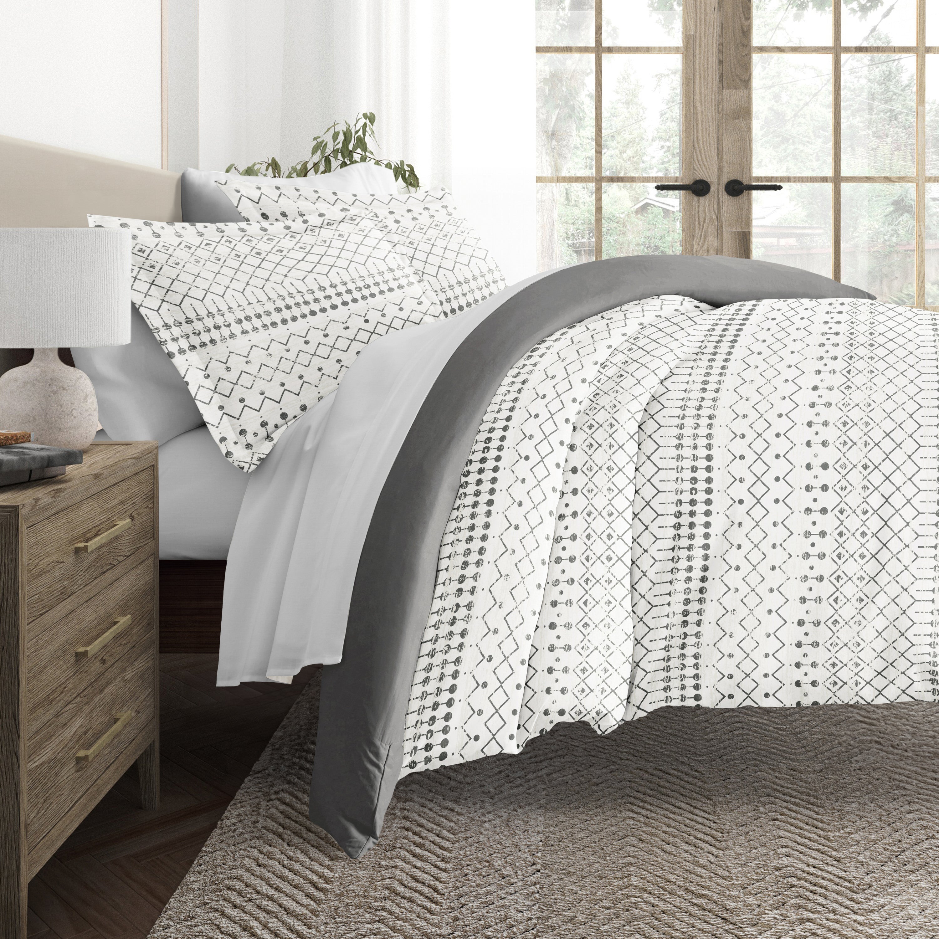 Etched Gate Gray with Light Gray Sheets.Bedding Bundle: Patterned Duvet Cover Set, White Comforter and Solid Sheet Set