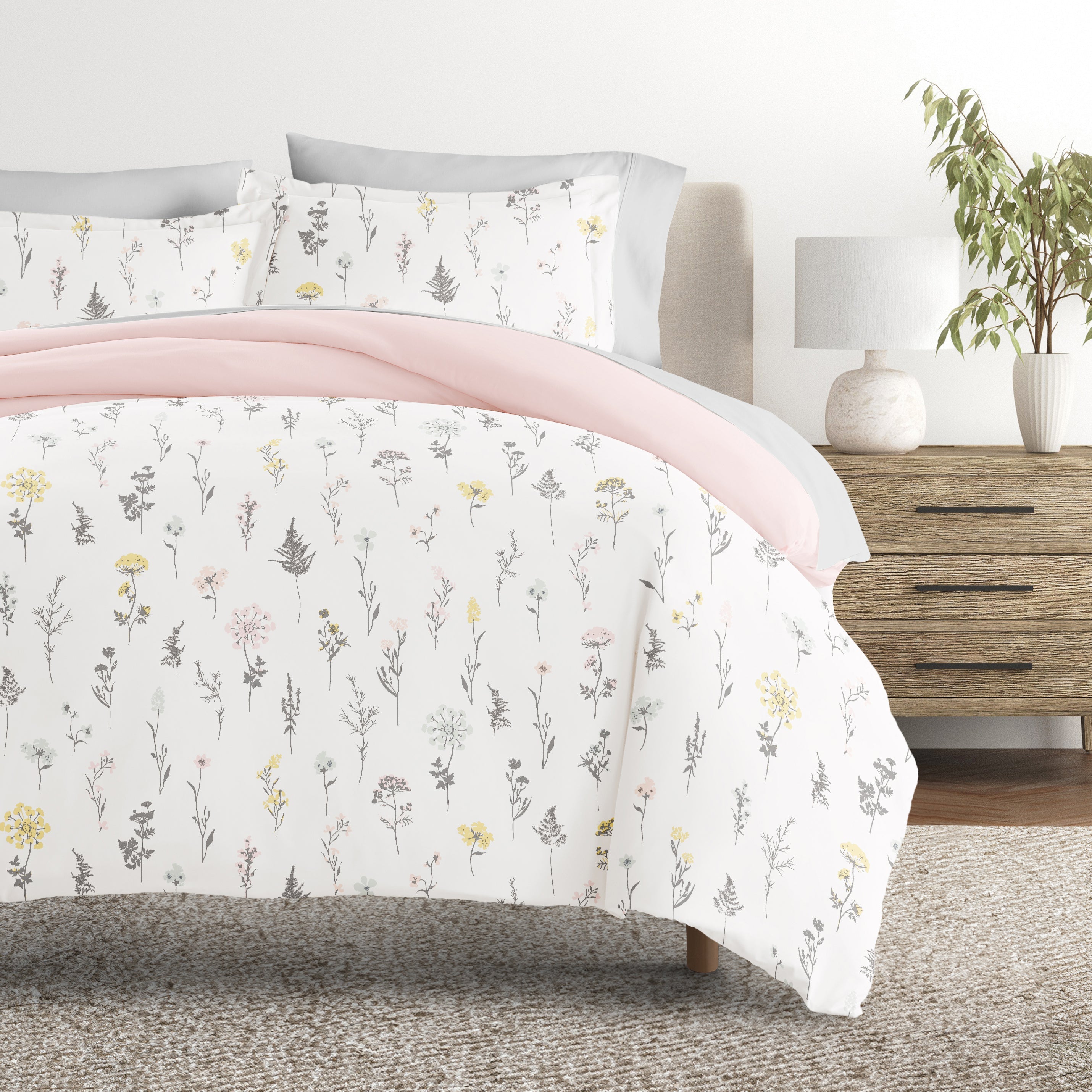 Wildflower Pink with Light Gray Sheets Bedding Bundle: Pattern Duvet Cover Set, White Comforter and Solid Sheet Set