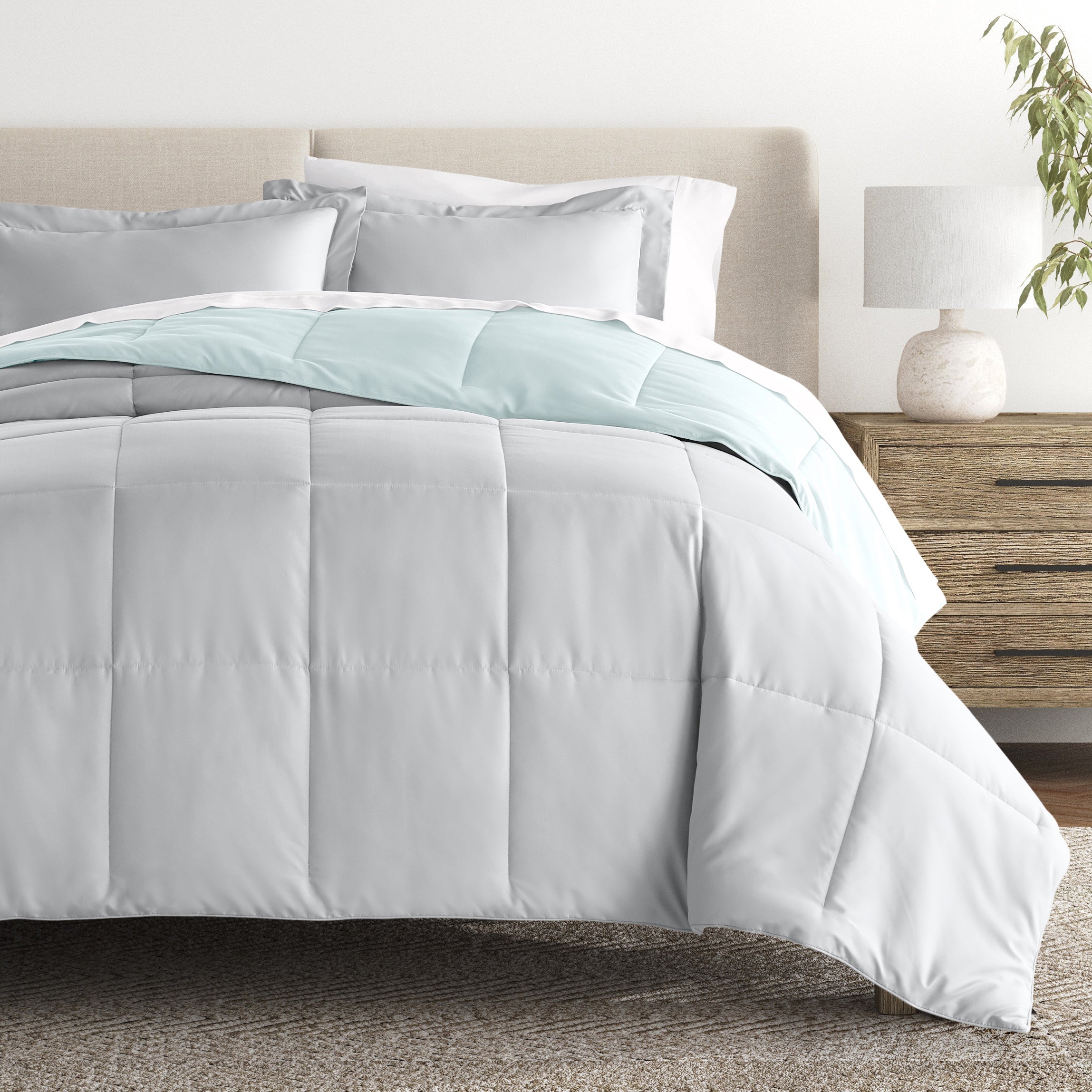 Reversible Down Alternative Comforter 3 Piece