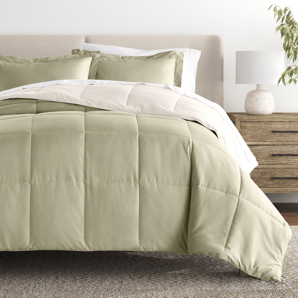 Reversible Down Alternative Comforter 3 Piece