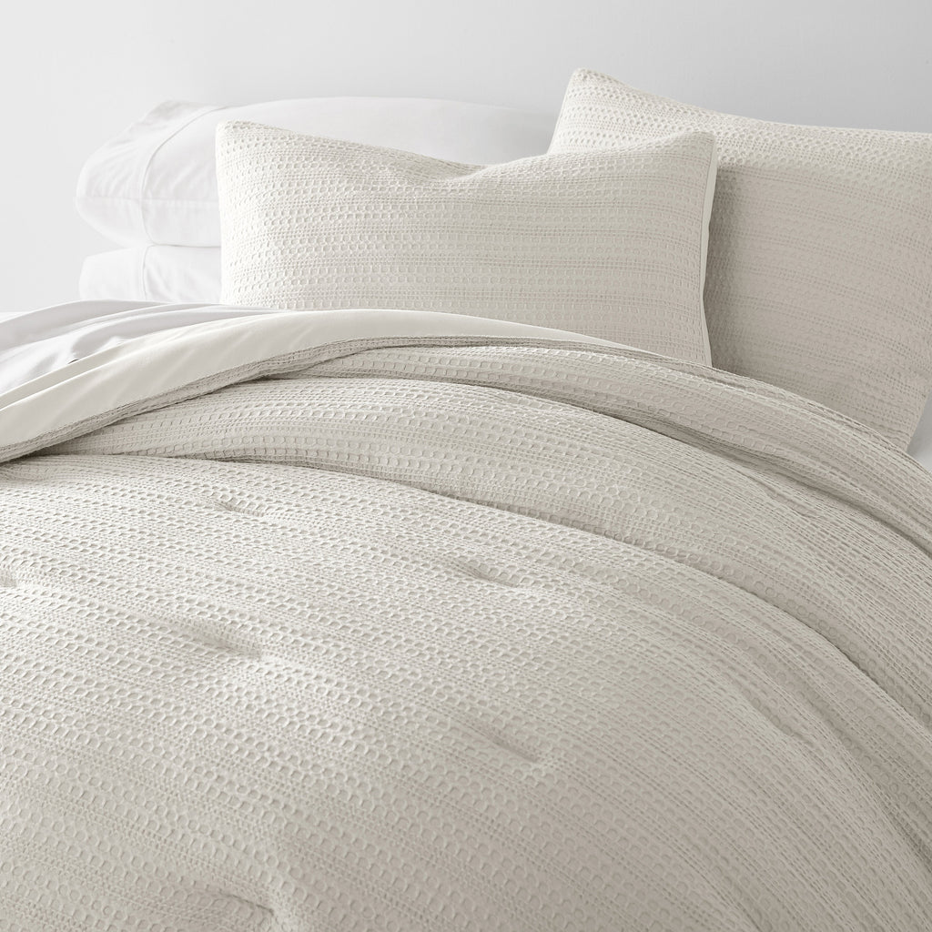 Reversible Down Alternative Comforter 3 Piece