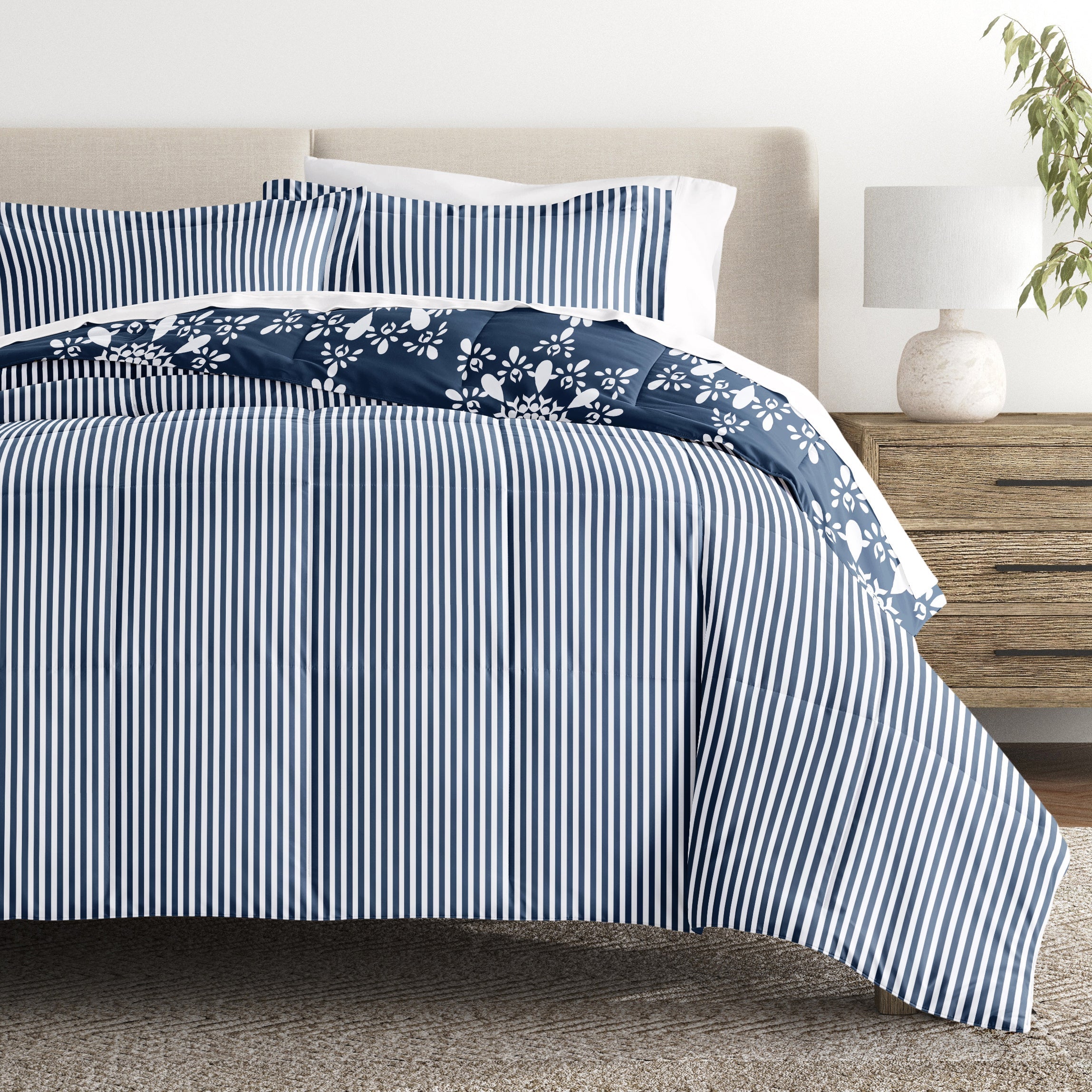 Reversible Down Alternative Comforter 3 Piece