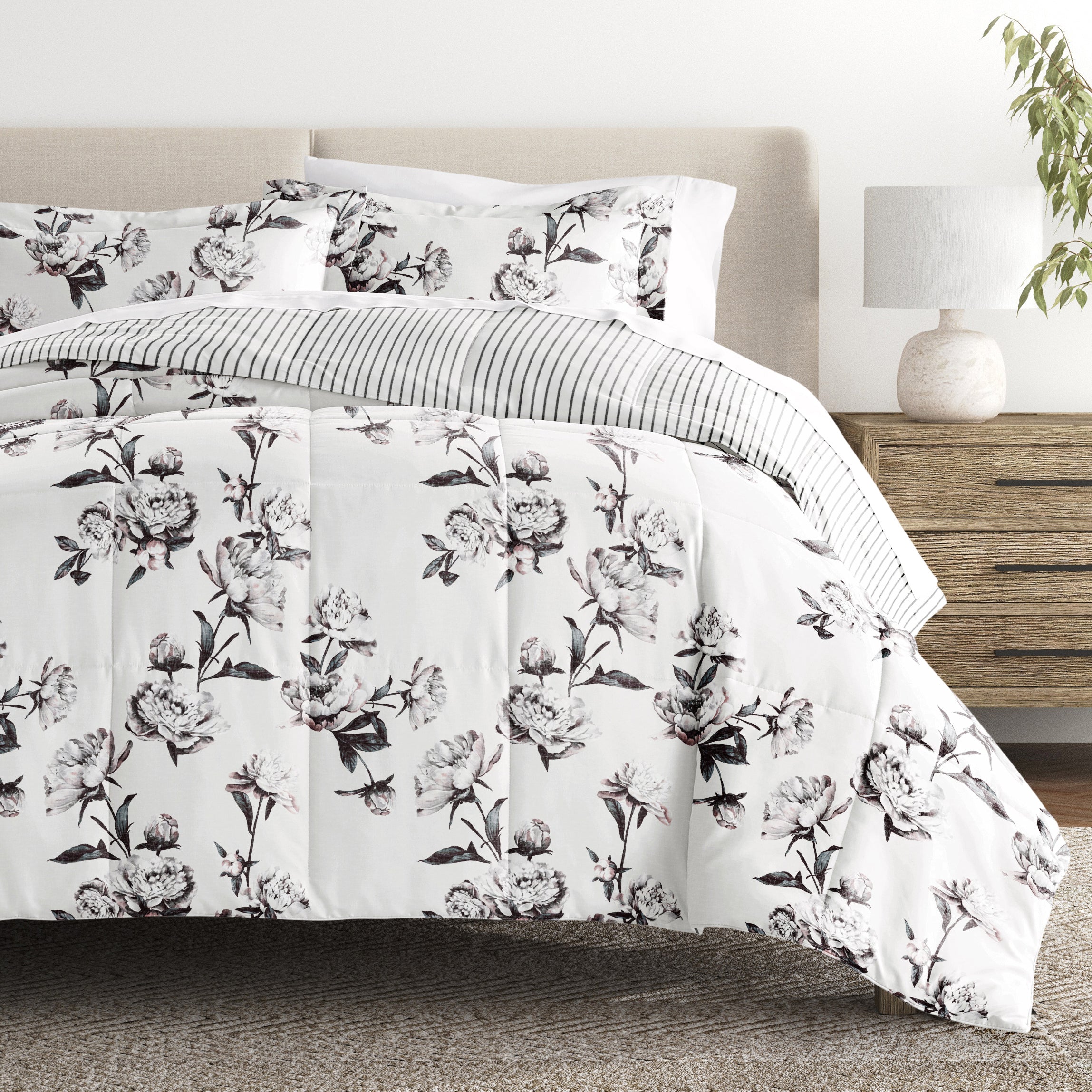 Reversible Down Alternative Comforter 3 Piece