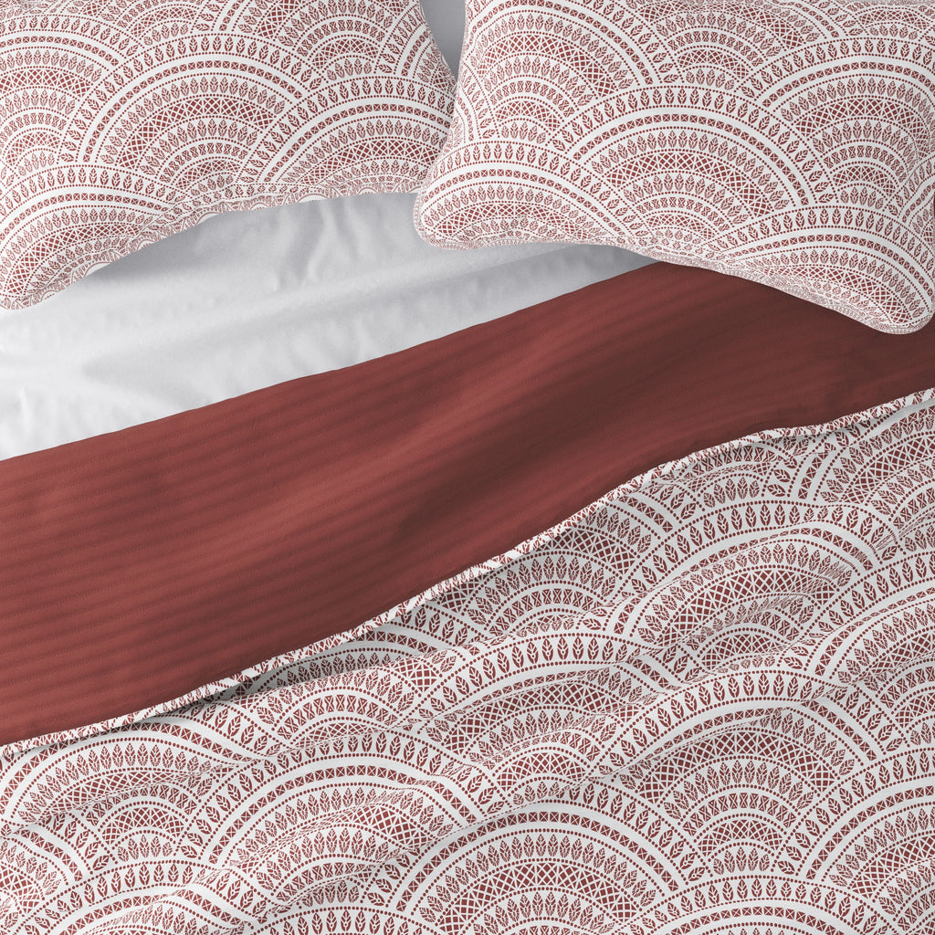 Scallop Reversible Quilt Set with Shams