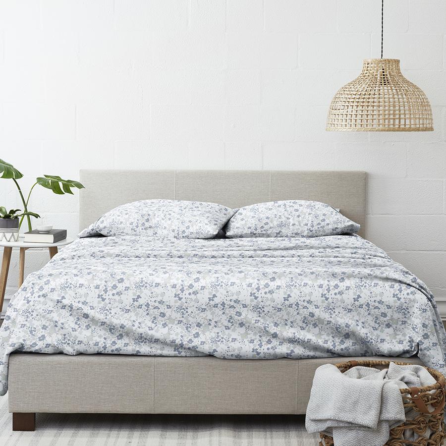 Ultra Soft Violets Patterned Sheet Set Light Blue
