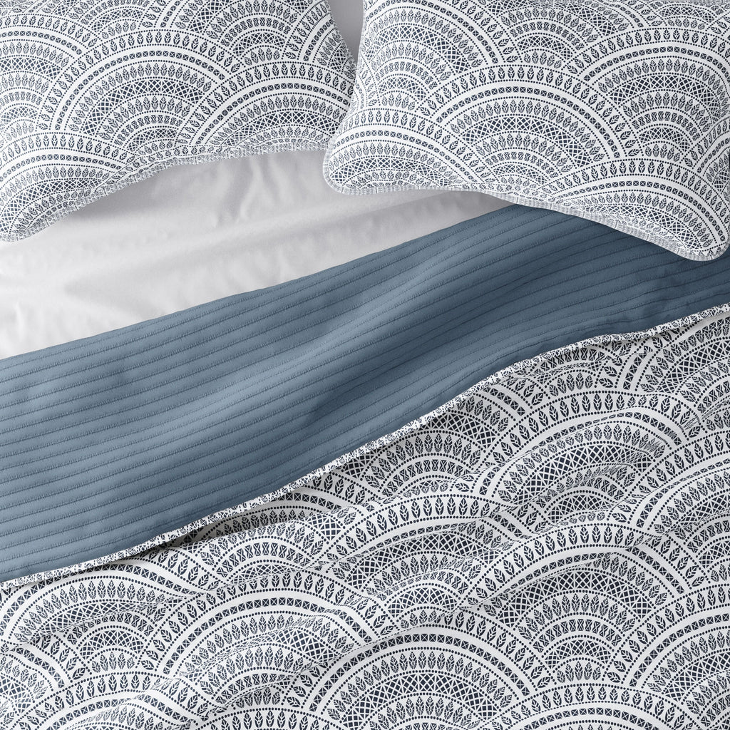 Scallop Reversible Quilt Set with Shams