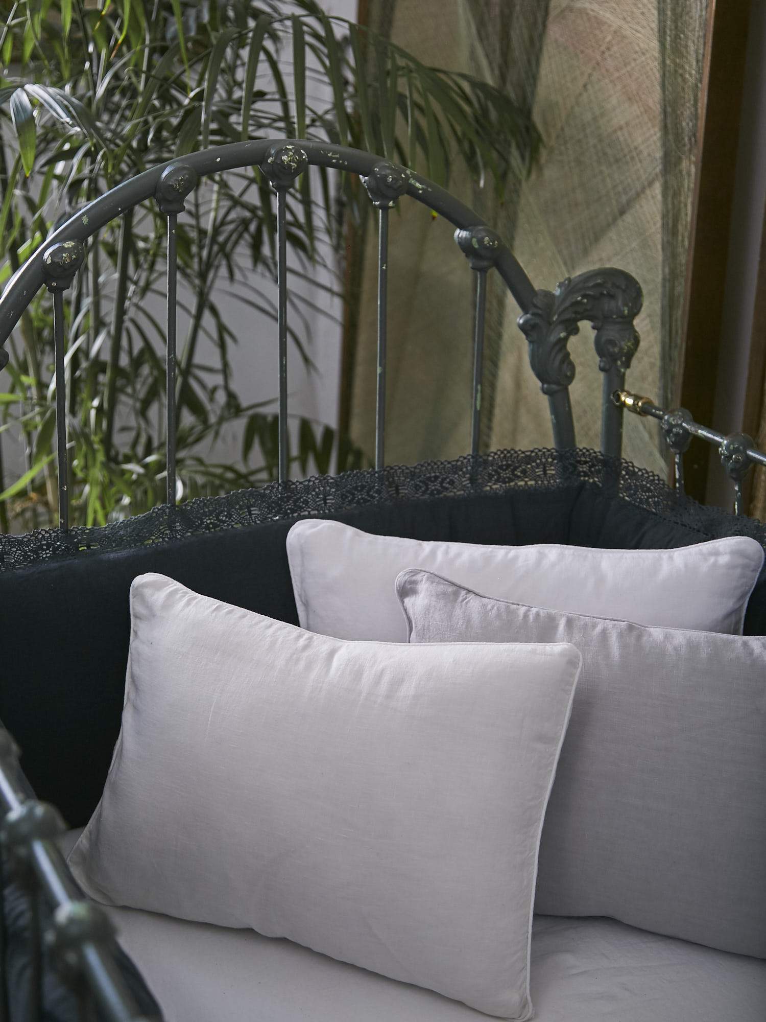 Vintage Linen Pillowcase Single - Iris