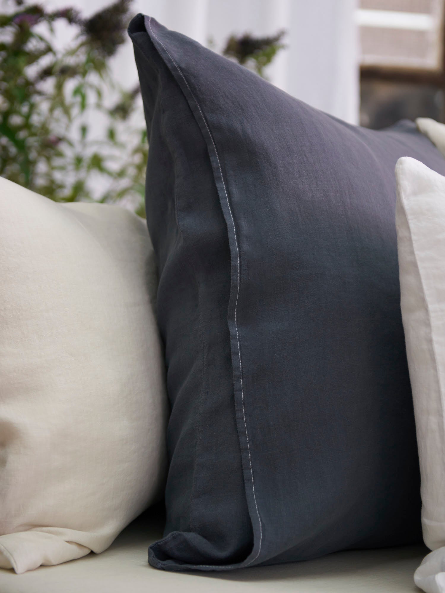 Vintage Linen Sham Single - Night