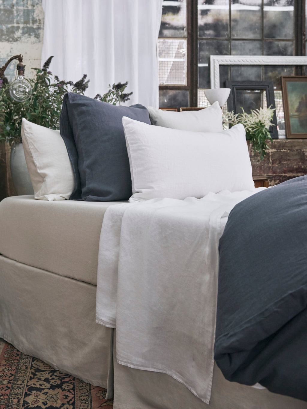 Vintage Linen Sheet Set - Iris